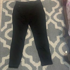 Black skinny jeggings